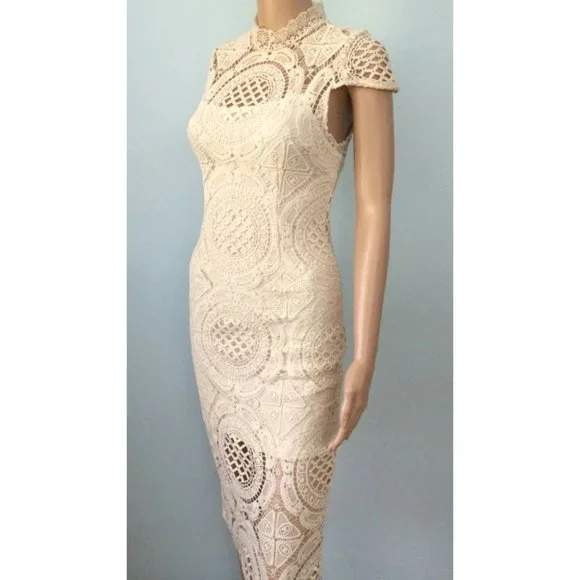 Romeo & Juliet Couture | Dresses | Womens Romeo Juliet Couture Beige Crochet  Dress Knee Length W Vintage Flair S | Poshmark